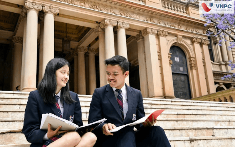 Macquarie Grammar School